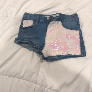 It’s a 11-10 year old shorts